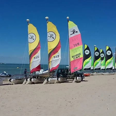 La Gardiniere アパート *